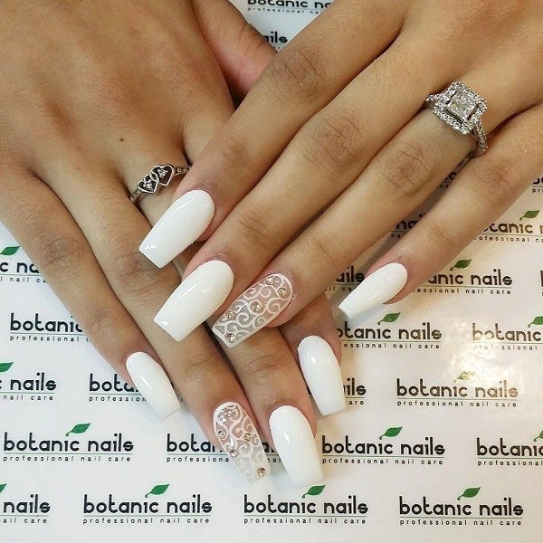 16+ Lovely Nail Polish Trends for Spring & Summer 185 white nails 3 16+ Lovely Nail Polish Trends for Spring & Summer - 185