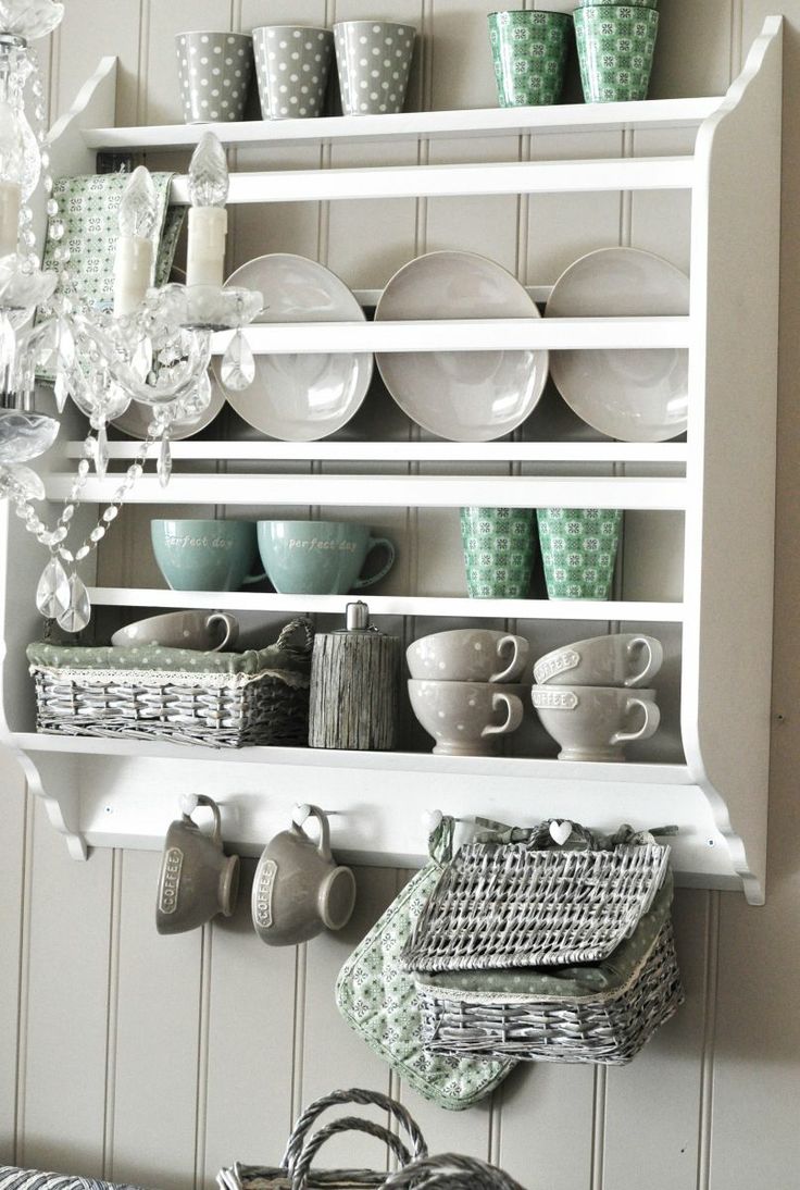94c8ffa5e3749b248b42761cf008e5f8 6 Affordable Organizing and Decoration Ideas for your Kitchen - 39