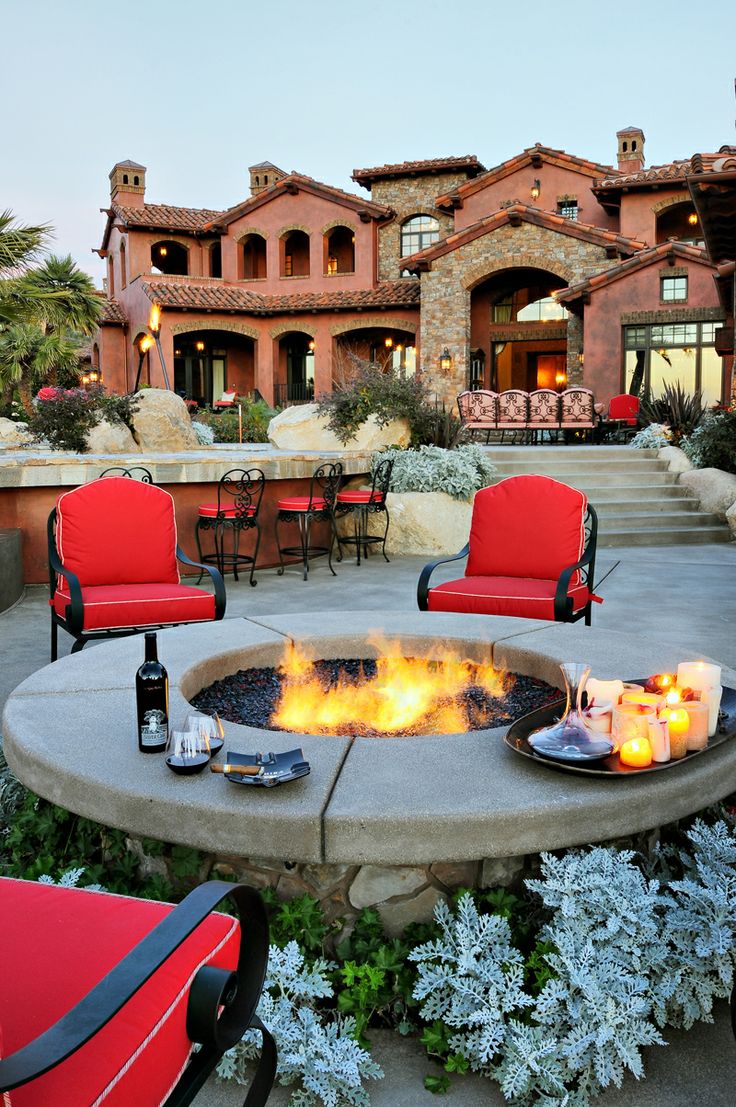 Fresh-Modern-and-Rustic-Fire-Pit-Design-Ideas-Homesthetics-11 8 Delightful and Affordable Fire pit Decoration Designs in 2022