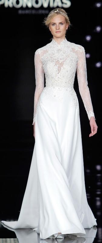 84+ Coolest Wedding Dresses for Muslim Brides 3 Muslim wedding dresses 1 84+ Coolest Wedding Dresses for Muslim Brides - 3