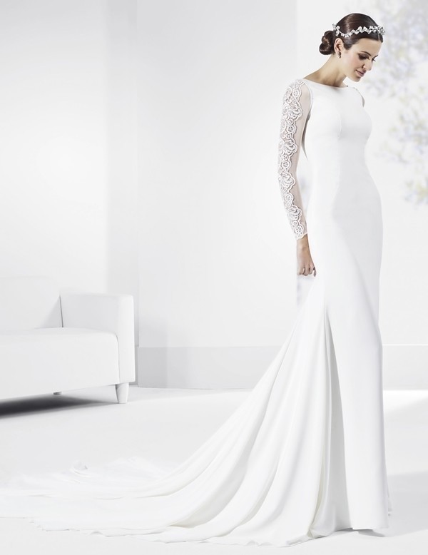 84+ Coolest Wedding Dresses for Muslim Brides 104 Muslim wedding dresses 102 84+ Coolest Wedding Dresses for Muslim Brides - 104