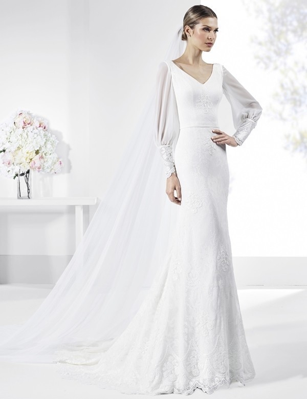 Muslim-wedding-dresses-106 84+ Coolest Wedding Dresses for Muslim Brides in 2020
