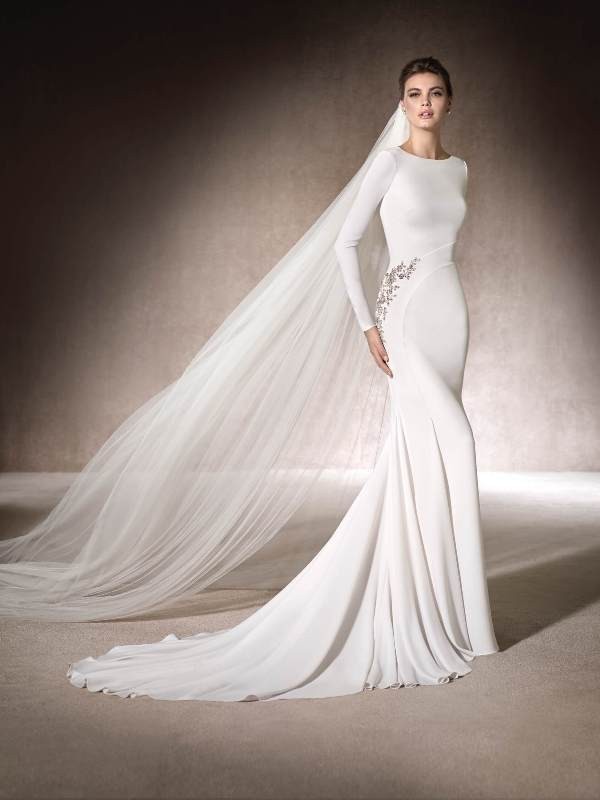 84+ Coolest Wedding Dresses for Muslim Brides 125 Muslim wedding dresses 123 84+ Coolest Wedding Dresses for Muslim Brides - 125