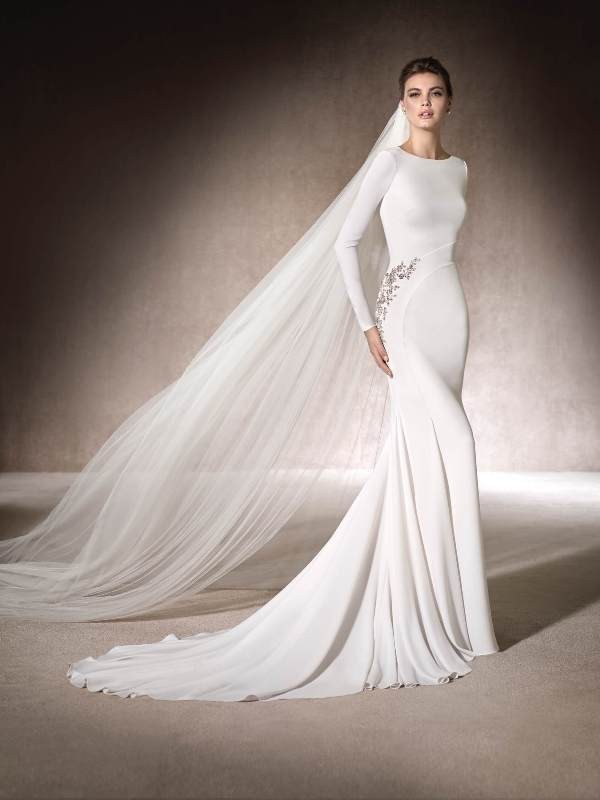 Muslim-wedding-dresses-123 84+ Coolest Wedding Dresses for Muslim Brides in 2020