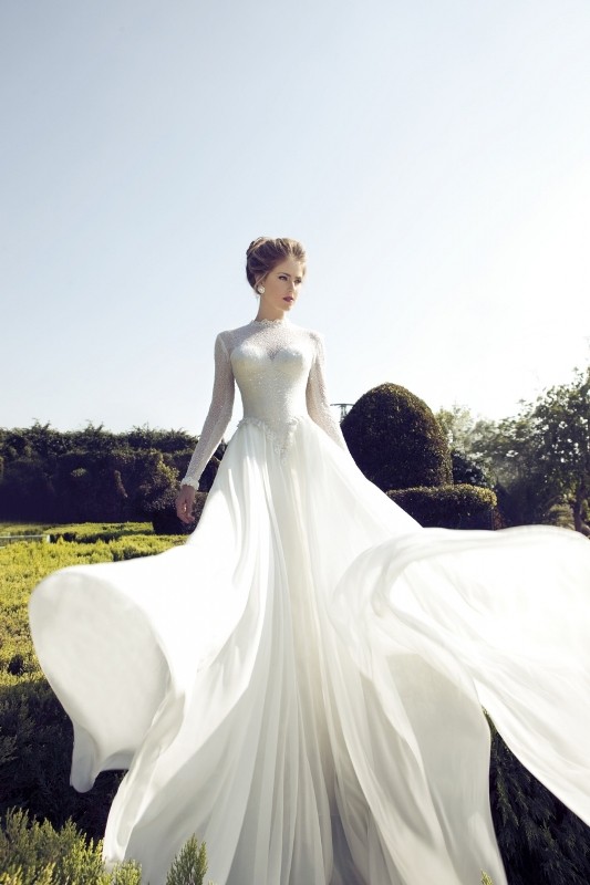 84+ Coolest Wedding Dresses for Muslim Brides 24 Muslim wedding dresses 22 84+ Coolest Wedding Dresses for Muslim Brides - 24