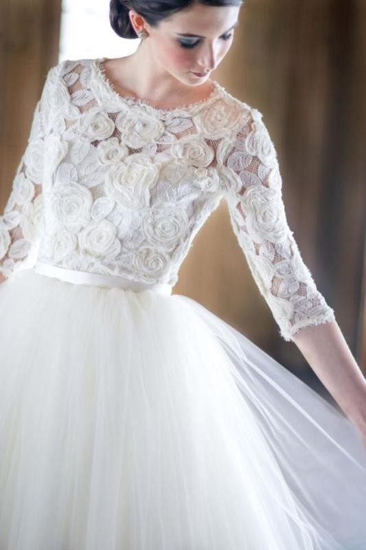84+ Coolest Wedding Dresses for Muslim Brides 27 Muslim wedding dresses 25 84+ Coolest Wedding Dresses for Muslim Brides - 27