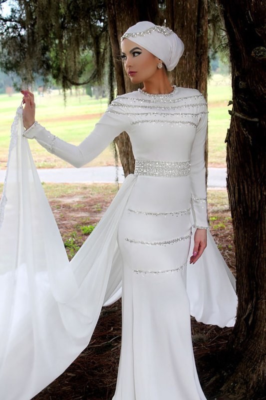 Muslim-wedding-dresses-34 84+ Coolest Wedding Dresses for Muslim Brides in 2020