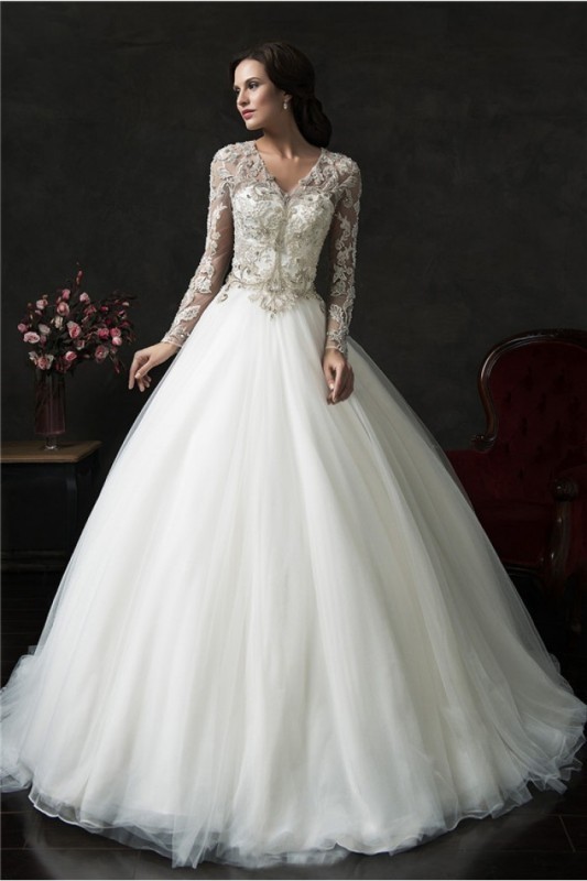 84+ Coolest Wedding Dresses for Muslim Brides 42 Muslim wedding dresses 40 84+ Coolest Wedding Dresses for Muslim Brides - 42