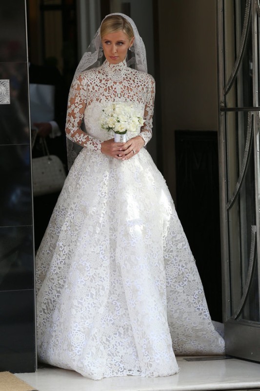84+ Coolest Wedding Dresses for Muslim Brides 43 Muslim wedding dresses 41 84+ Coolest Wedding Dresses for Muslim Brides - 43