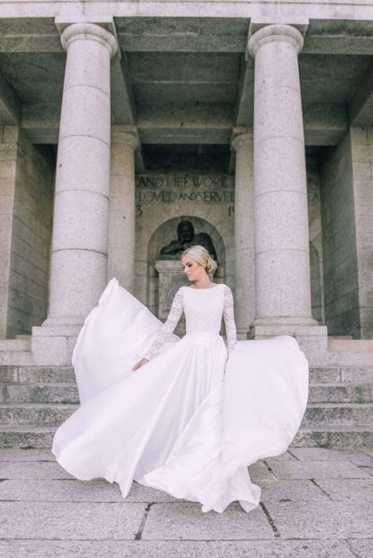 Muslim-wedding-dresses-45 84+ Coolest Wedding Dresses for Muslim Brides in 2020