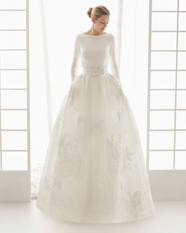 84+ Coolest Wedding Dresses for Muslim Brides 81 Muslim wedding dresses 79 84+ Coolest Wedding Dresses for Muslim Brides - 81