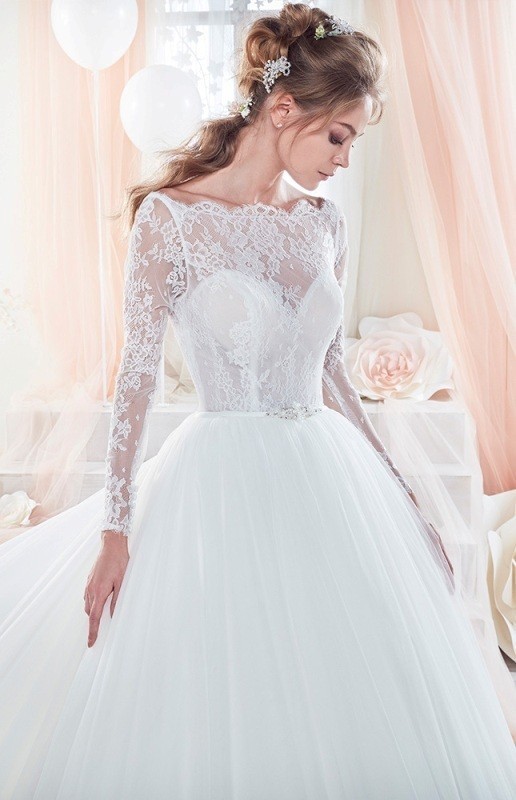 84+ Coolest Wedding Dresses for Muslim Brides 11 Muslim wedding dresses 9 84+ Coolest Wedding Dresses for Muslim Brides - 11