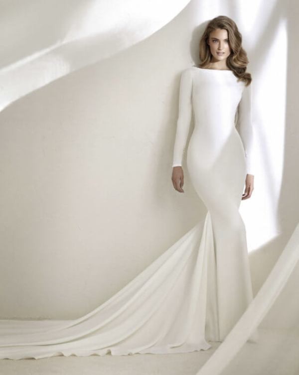 84+ Coolest Wedding Dresses for Muslim Brides 92 Muslim wedding dresses 90 84+ Coolest Wedding Dresses for Muslim Brides - 92