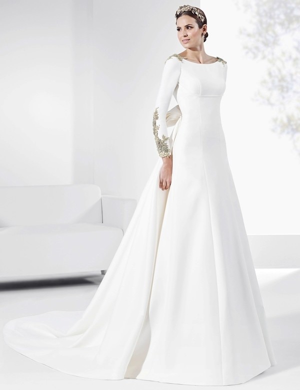 Muslim-wedding-dresses-95 84+ Coolest Wedding Dresses for Muslim Brides in 2020