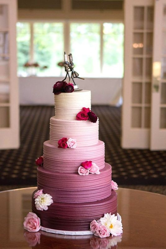 [تصویر:  Unique-wedding-cake-ideas-3.jpg]