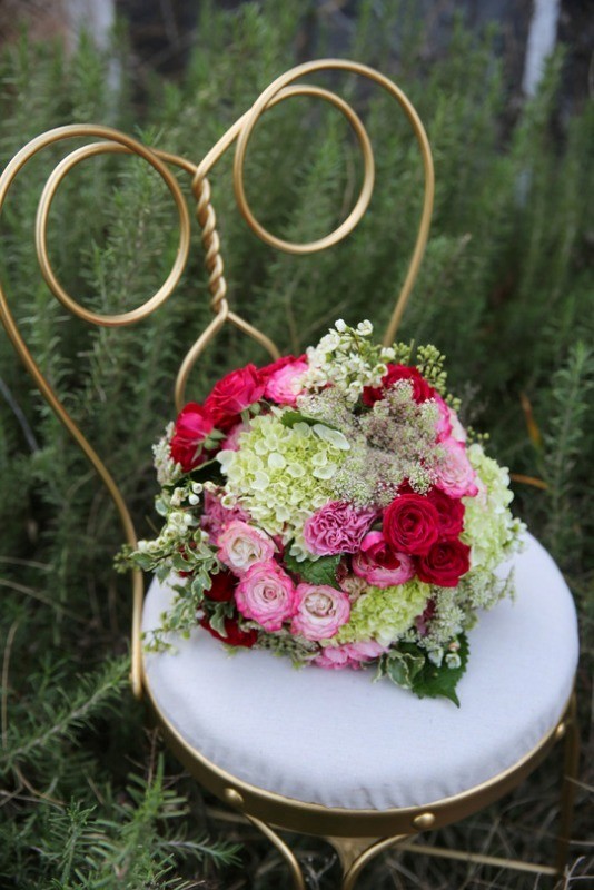 8 Most Unique Wedding Party Ideas 14 antique pieces 3 8 Most Unique Wedding Party Ideas - 14