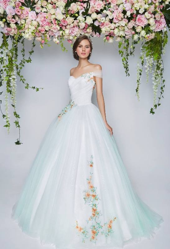 colored-wedding-dresses-2017-122 75+ Most Breathtaking Colored Wedding Dresses in 2020