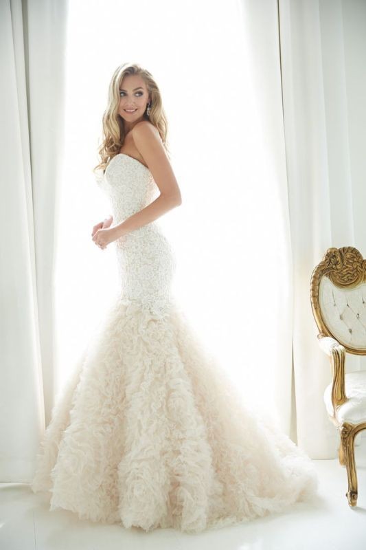 colored wedding dresses 2017 65 75+ Most Breathtaking Colored Wedding Dresses - 67
