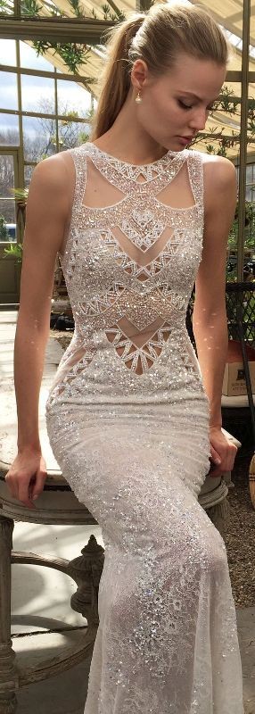 flattering wedding dresses 2017 1 89+ Most Flattering Wedding Dresses Brides-to-be Need to See - 3