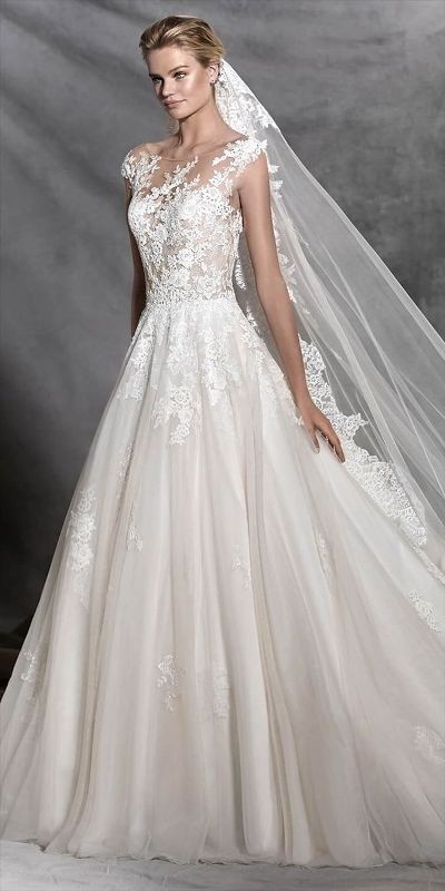 flattering wedding dresses 2017 13 89+ Most Flattering Wedding Dresses Brides-to-be Need to See - 15