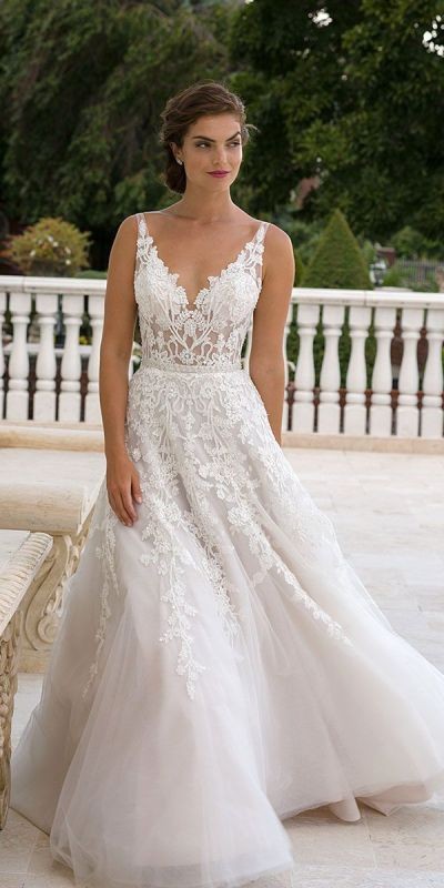 flattering-wedding-dresses-2017-20 89+ Most Flattering Wedding Dresses Brides-to-be Need to See