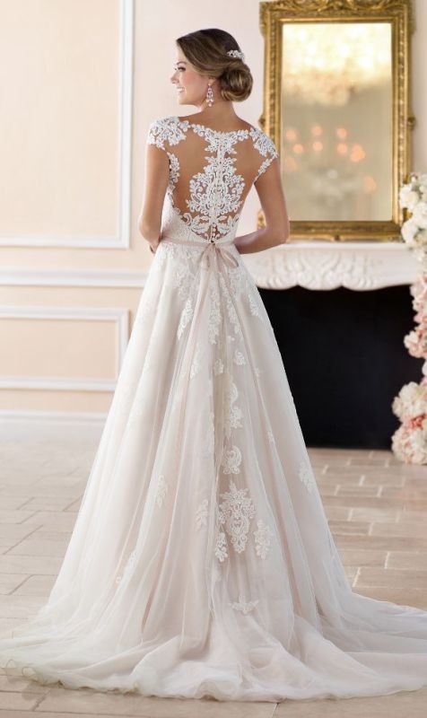 flattering-wedding-dresses-2017-35 89+ Most Flattering Wedding Dresses Brides-to-be Need to See