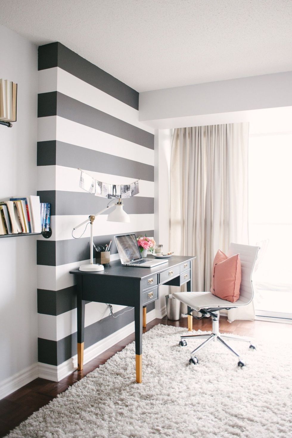 10 Ways to Add Glam to Your Hollywood Home 38 gallery 1436474958 modern condo office 10 Ways to Add Glam to Your Hollywood Home - 38