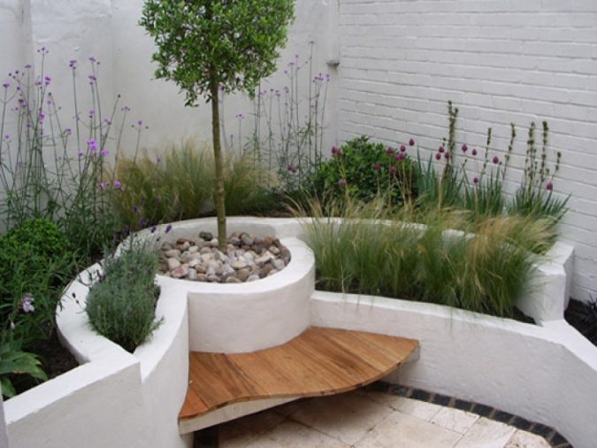 garden design floating bench Trending: 15 Garden Designs to Watch for - 8