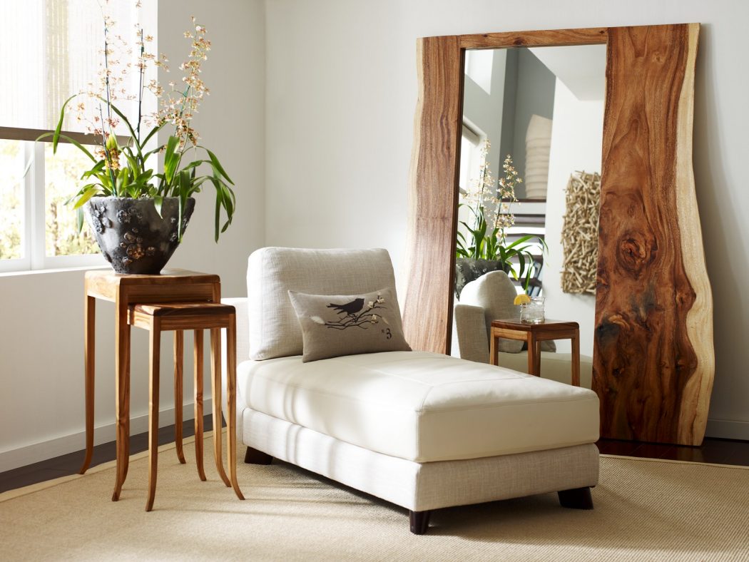 10 Ways to Add Glam to Your Hollywood Home 15 wall mirrors 13 10 Ways to Add Glam to Your Hollywood Home - 15