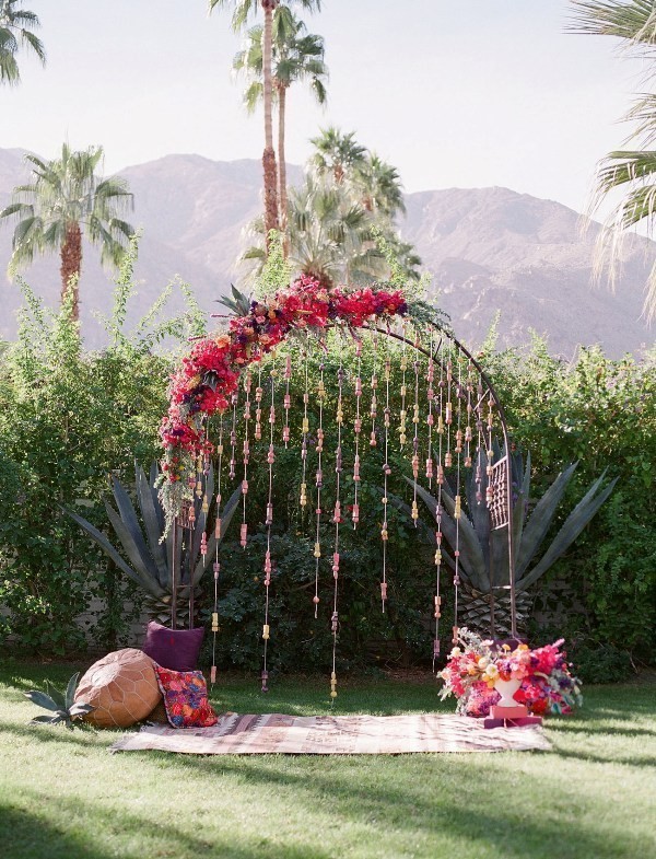 83+ Dreamy Unique Wedding Backdrop Ideas 114 wedding backdrops 2017 112 83+ Dreamy Unique Wedding Backdrop Ideas - 114