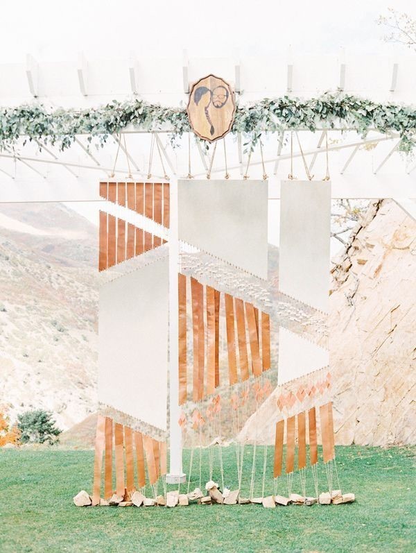 83+ Dreamy Unique Wedding Backdrop Ideas 118 wedding backdrops 2017 116 83+ Dreamy Unique Wedding Backdrop Ideas - 118