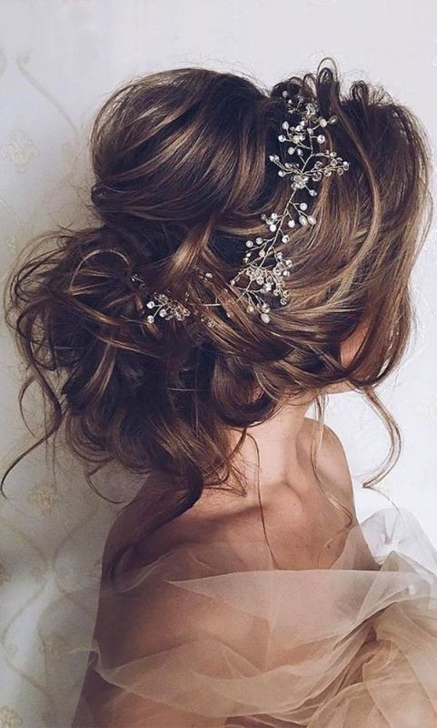 wedding-hairstyles-2017-11 81+ Beautiful Wedding Hairstyles for Elegant Brides in 2021