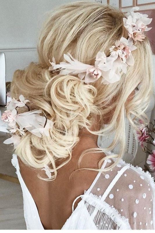 wedding-hairstyles-2017-36 81+ Beautiful Wedding Hairstyles for Elegant Brides in 2021