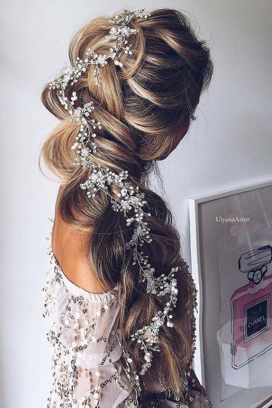wedding hairstyles 2017 68 81+ Beautiful Wedding Hairstyles for Elegant Brides - 72
