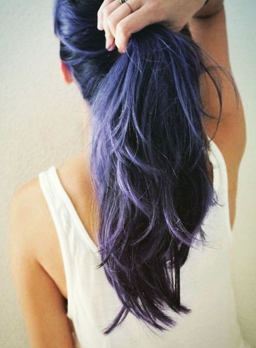 Amethyst-to-navy-haircolor-3 16 Celebrity Hottest Hair Trends for Summer 2022
