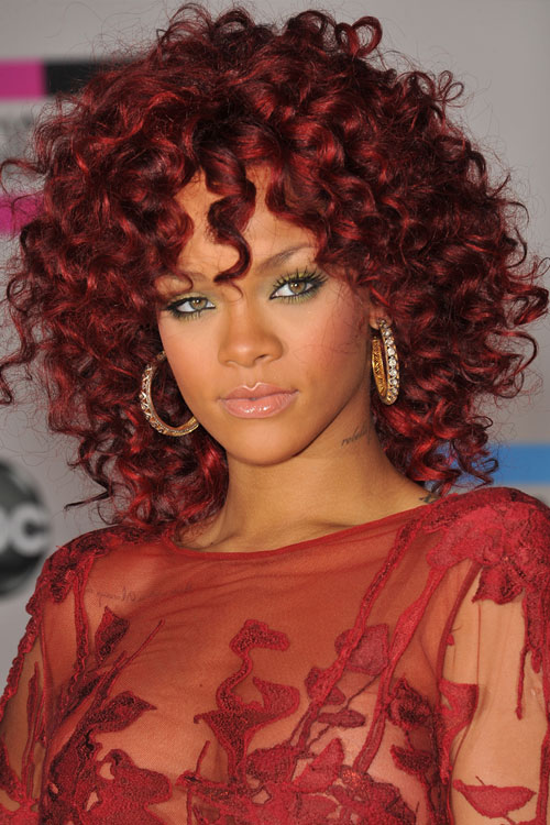 Burgundy curls rihanna hair 16 Celebrity Hottest Hair Trends for Summer - 11