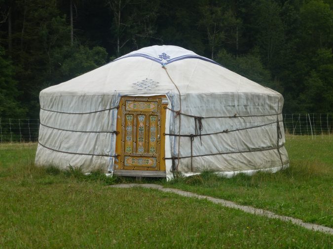Yurts-675x506 TOP 10 Alternatives To Hotel Accommodation in Europe