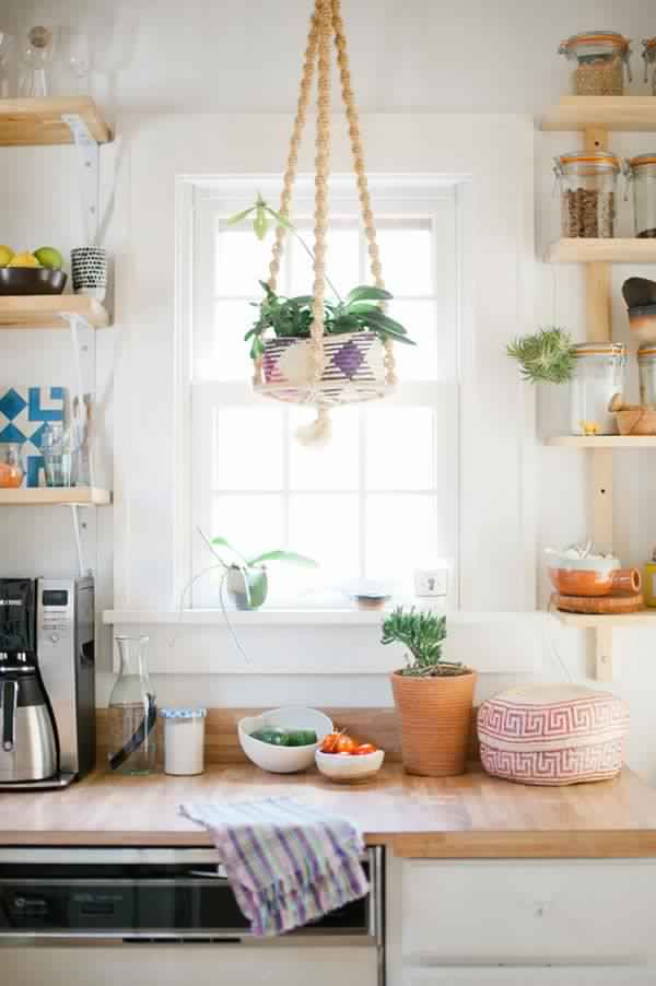 Great Ways to Make Your Dream Green Kitchen 23 c8ddedb7cb5c676b4c5b14d9d5fc455f Great Ways to Make Your Dream Green Kitchen - 21
