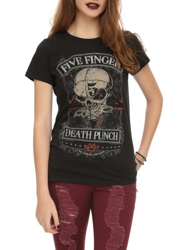 10+ Coolest Back-to-School Outfit Ideas This Year 197 catchy tees for school 19 10+ Coolest Back-to-School Outfit Ideas This Year - 197