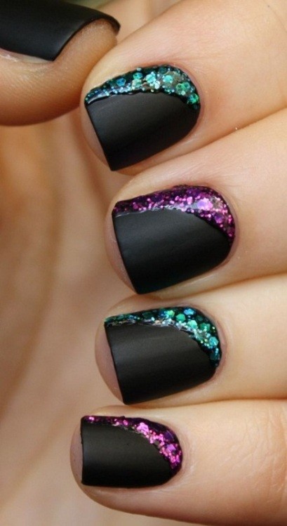 glitter nail art ideas 1 89+ Glitter Nail Art Designs for Shiny & Sparkly Nails - 3