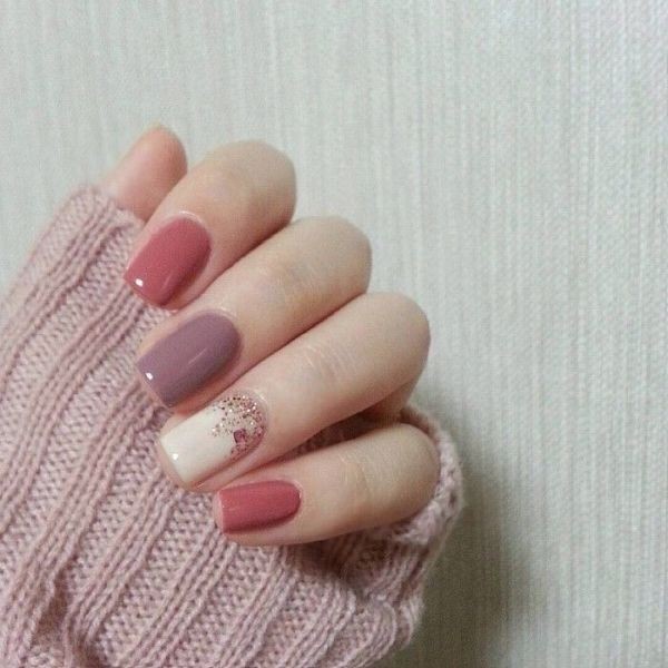 glitter nail art ideas 108 89+ Glitter Nail Art Designs for Shiny & Sparkly Nails - 110