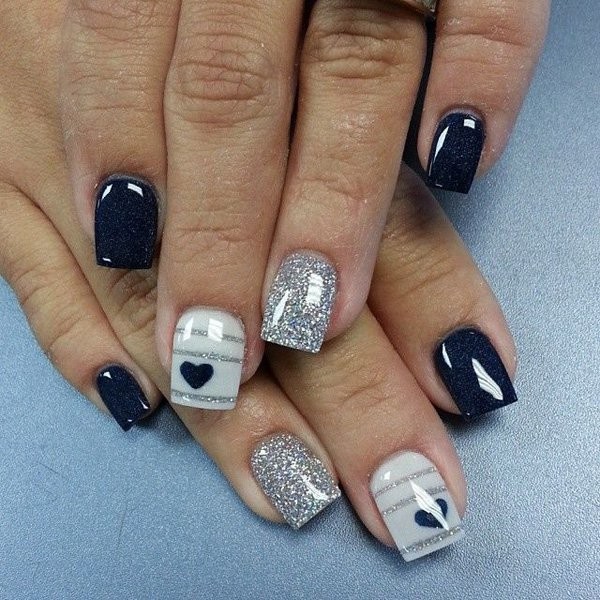 glitter nail art ideas 132 89+ Glitter Nail Art Designs for Shiny & Sparkly Nails - 134