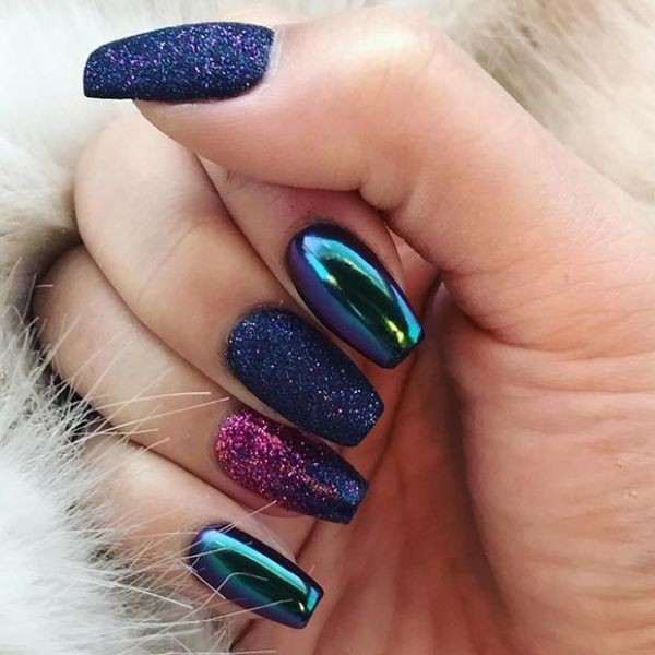 glitter nail art ideas 150 89+ Glitter Nail Art Designs for Shiny & Sparkly Nails - 152