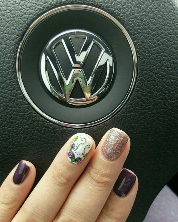 glitter nail art ideas 186 89+ Glitter Nail Art Designs for Shiny & Sparkly Nails - 188