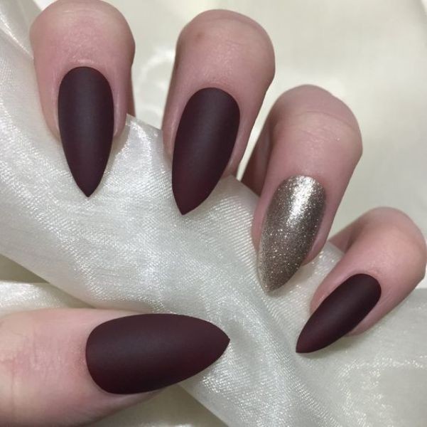 glitter nail art ideas 189 89+ Glitter Nail Art Designs for Shiny & Sparkly Nails - 191