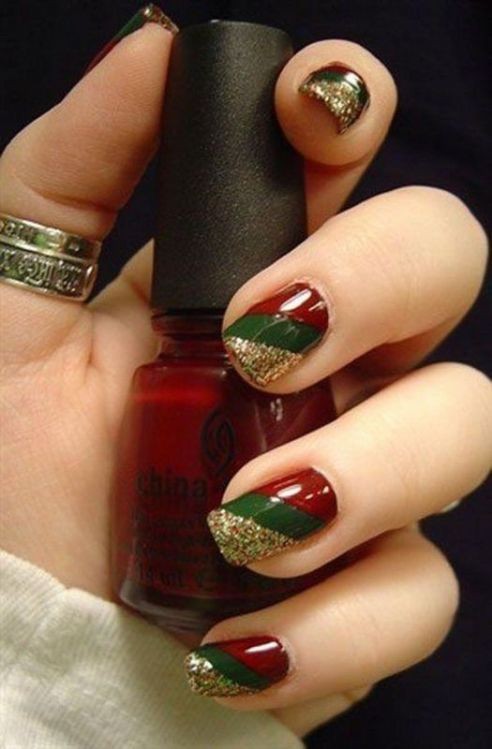glitter nail art ideas 19 89+ Glitter Nail Art Designs for Shiny & Sparkly Nails - 21