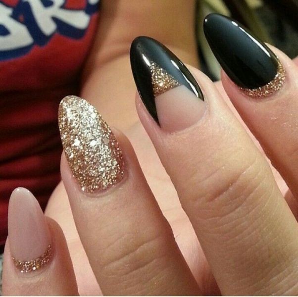 glitter nail art ideas 191 89+ Glitter Nail Art Designs for Shiny & Sparkly Nails - 193