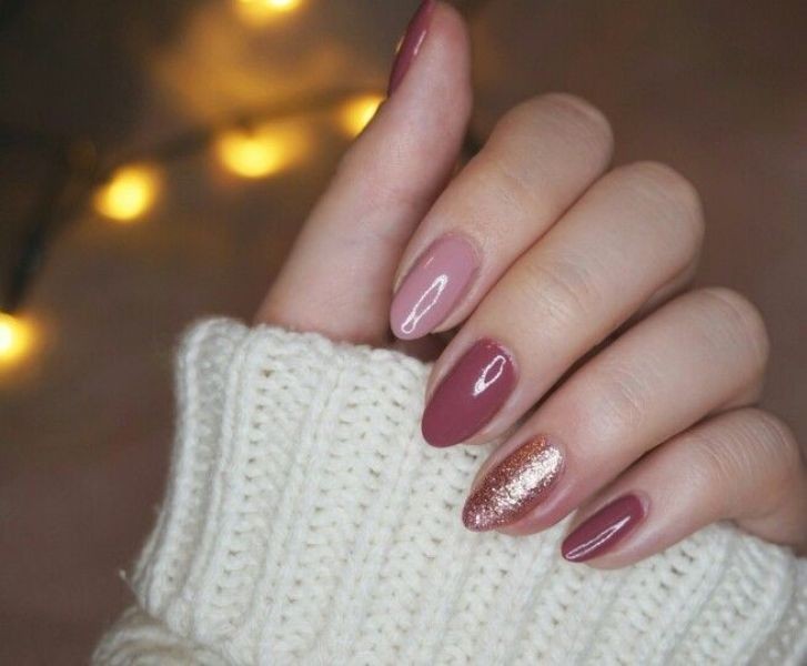 glitter nail art ideas 202 89+ Glitter Nail Art Designs for Shiny & Sparkly Nails - 204
