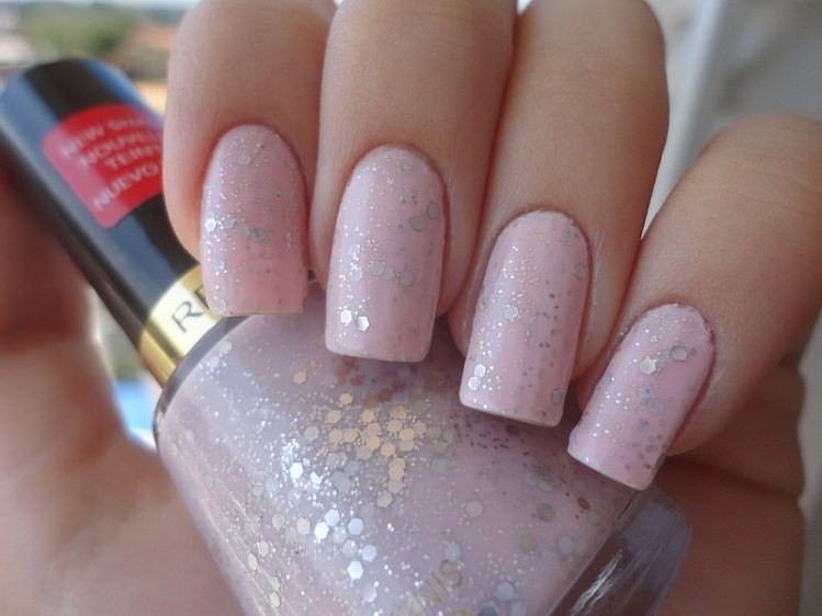 glitter nail art ideas 214 89+ Glitter Nail Art Designs for Shiny & Sparkly Nails - 216