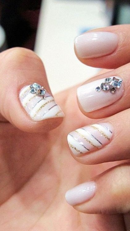 glitter-nail-art-ideas-4 89+ Glitter Nail Art Designs for Shiny & Sparkly Nails